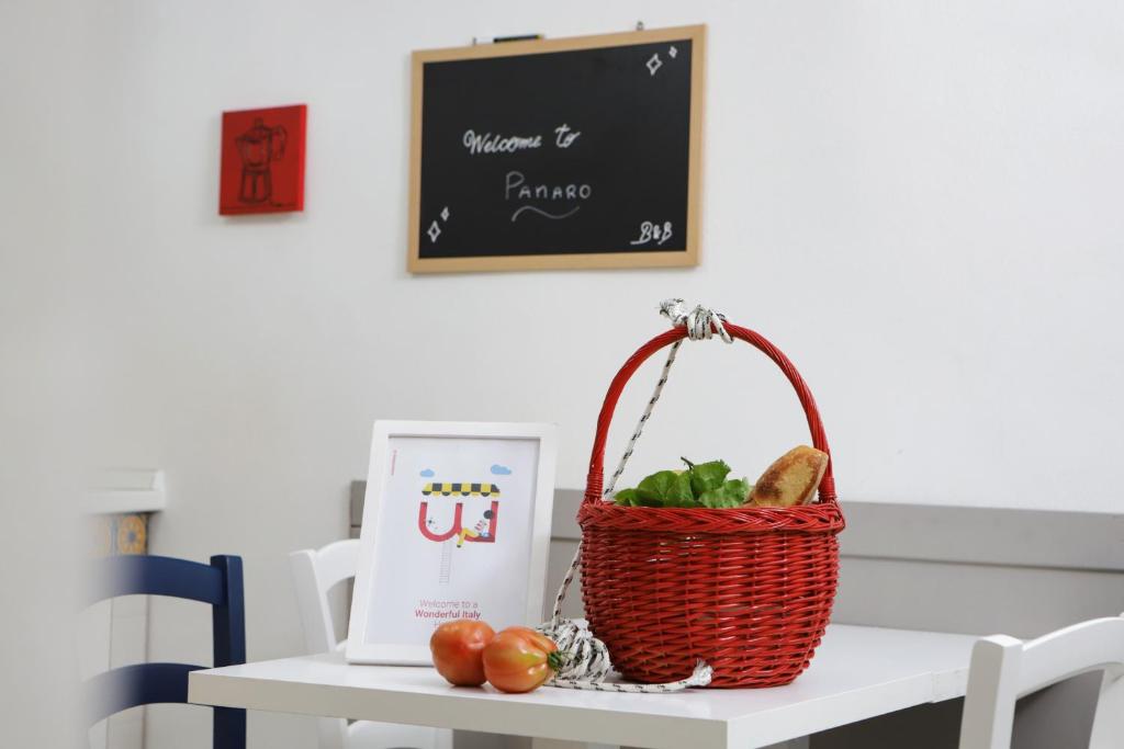 O' Panaro ai Quartieri Spagnoli by Wonderful Italy room 5